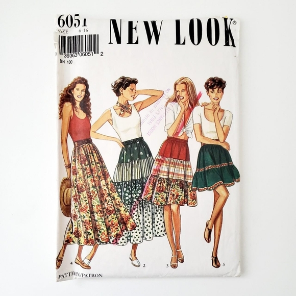 Vintage Sewing Pattern - Picture 1 of 3